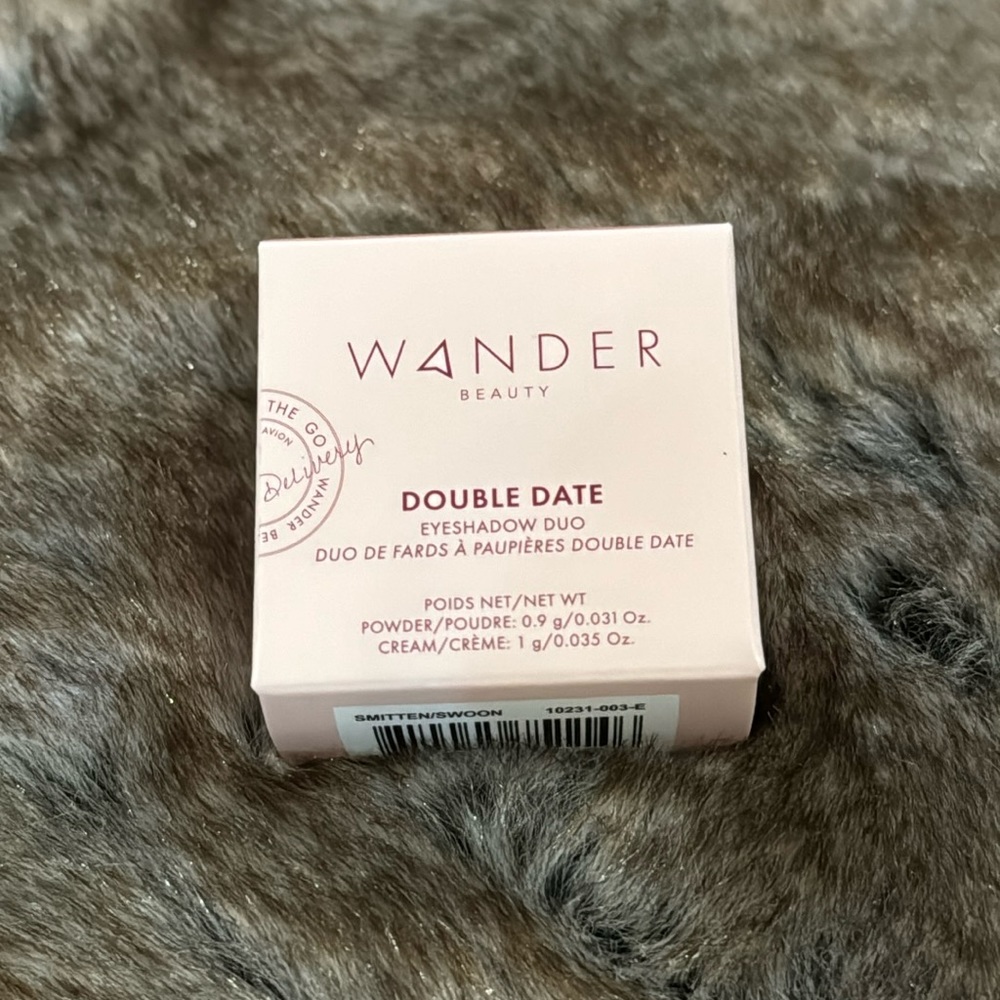 Wander double date eyeshadow duo-new!